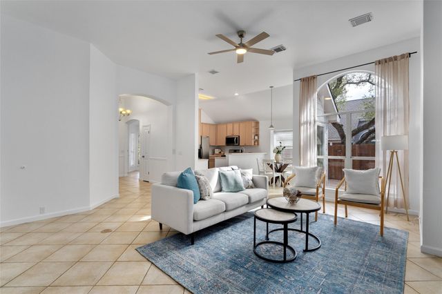 1703 Autumn Fire DR, Cedar Park, TX 78613