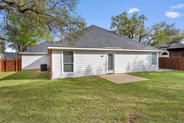 1703 Autumn Fire DR, Cedar Park, TX 78613