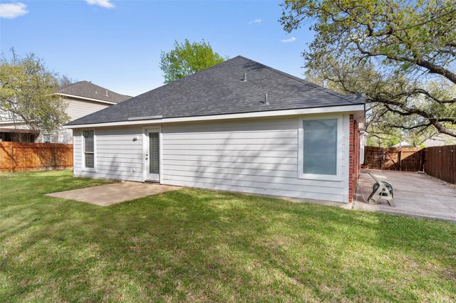 1703 Autumn Fire DR, Cedar Park, TX 78613