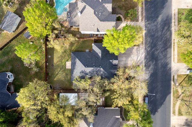 1703 Autumn Fire DR, Cedar Park, TX 78613