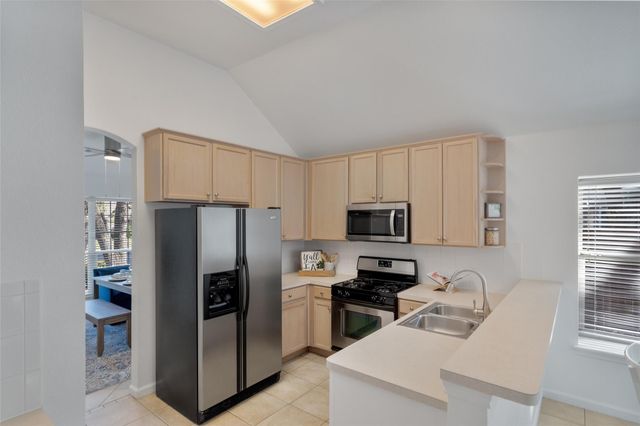 1703 Autumn Fire DR, Cedar Park, TX 78613