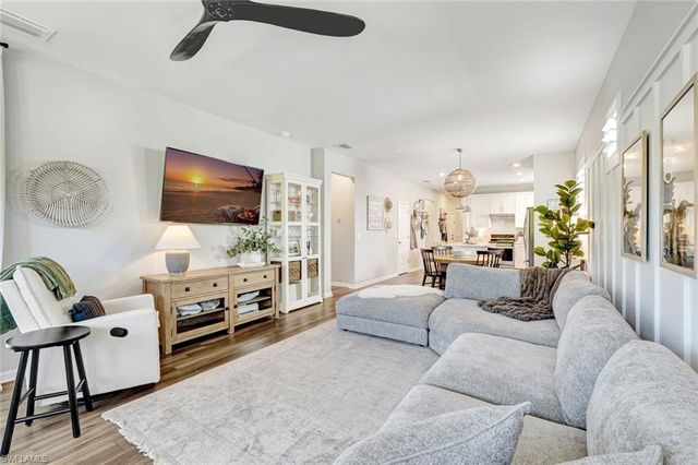 2240 Yellowfin CIR, Naples, FL 34114