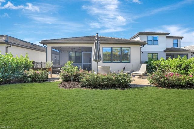 2240 Yellowfin CIR, Naples, FL 34114