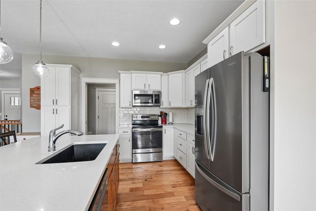 3312 13th Avenue SE, Altoona, IA 50009