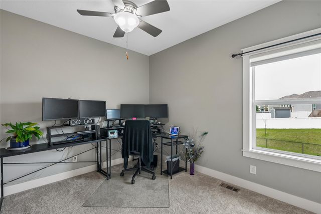 3312 13th Avenue SE, Altoona, IA 50009