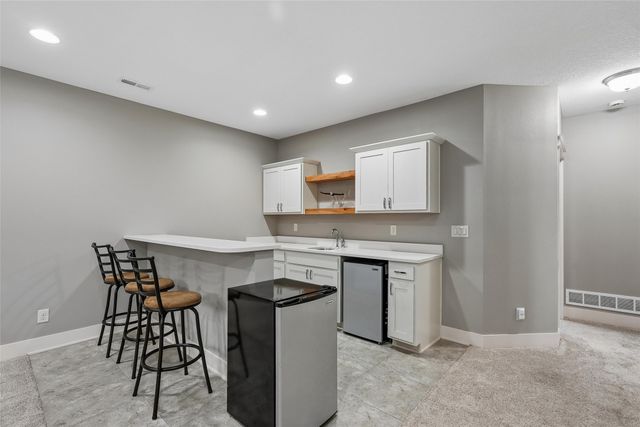 3312 13th Avenue SE, Altoona, IA 50009