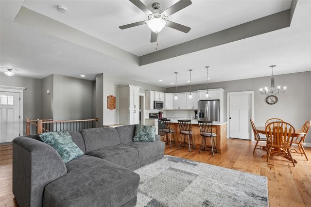 3312 13th Avenue SE, Altoona, IA 50009