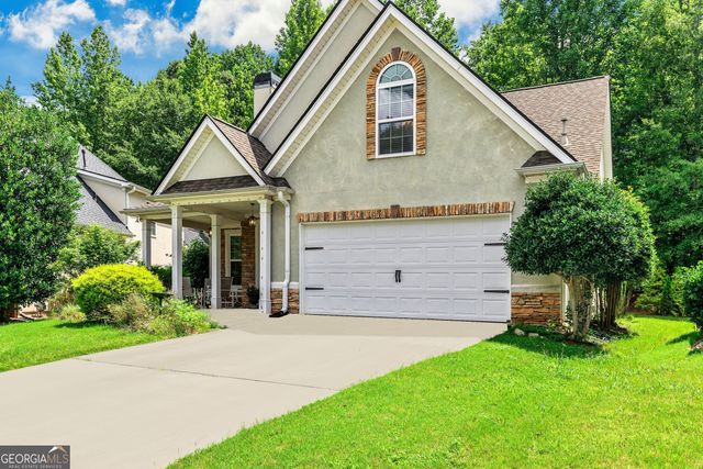 10 Fenway Court, Newnan, GA 30265
