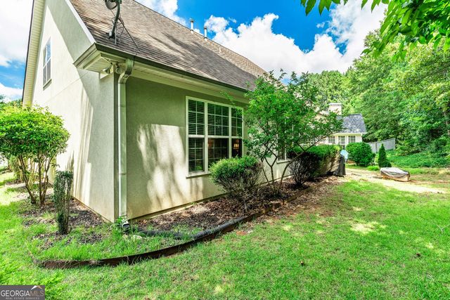 10 Fenway Court, Newnan, GA 30265