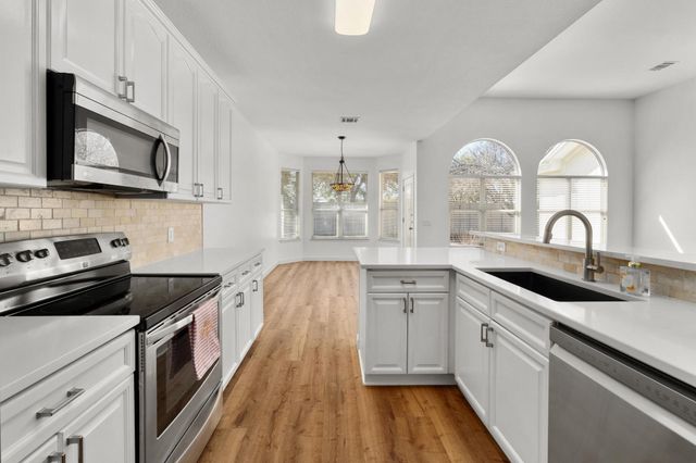 2630 Cascade Falls DR, Austin, TX 78738