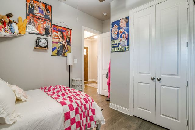 1800 Pedernales Street, Burleson, TX 76028