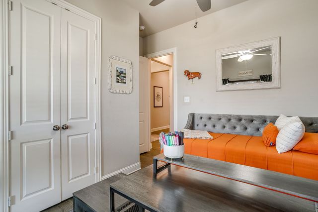 1800 Pedernales Street, Burleson, TX 76028