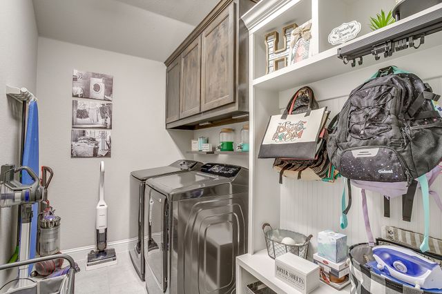 1800 Pedernales Street, Burleson, TX 76028