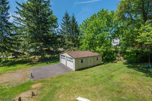 82 State Route 15, Jefferson Twp., NJ 07885
