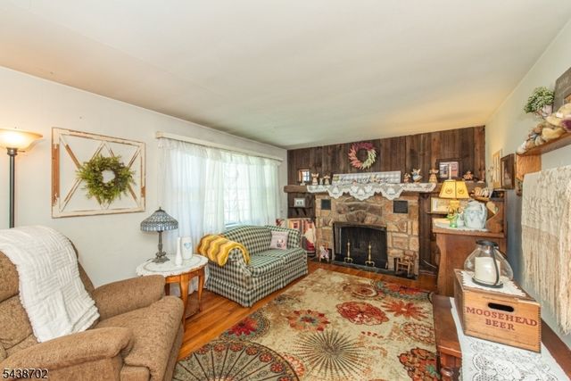 82 State Route 15, Jefferson Twp., NJ 07885