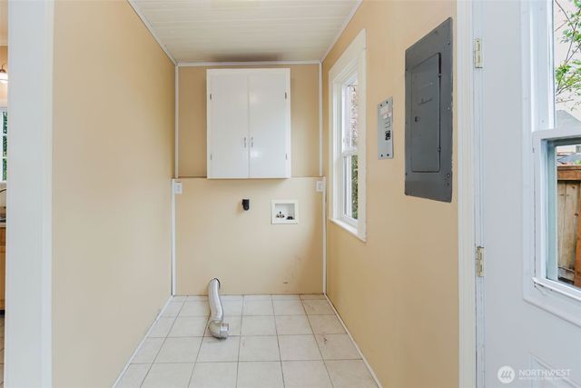 1404 Burwell Street, Bremerton, WA 98337