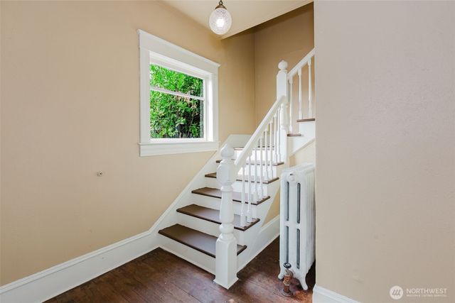 1404 Burwell Street, Bremerton, WA 98337