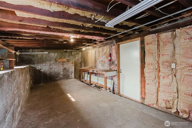 1404 Burwell Street, Bremerton, WA 98337