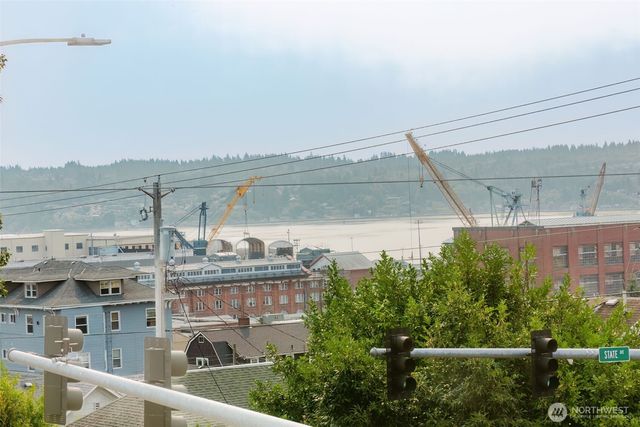 1404 Burwell Street, Bremerton, WA 98337