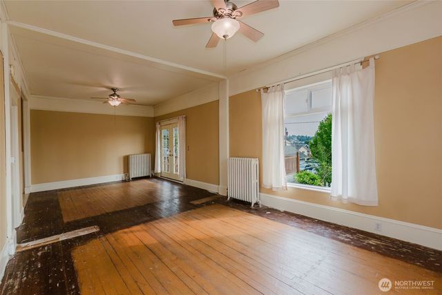 1404 Burwell Street, Bremerton, WA 98337