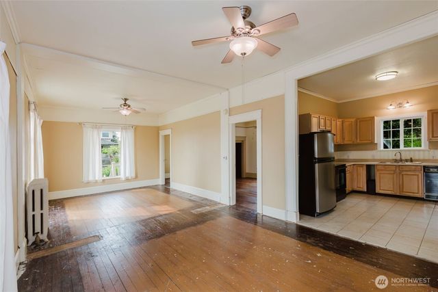 1404 Burwell Street, Bremerton, WA 98337