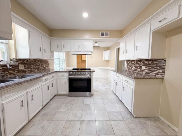 17406 Ridge Top Drive, Houston, TX 77090
