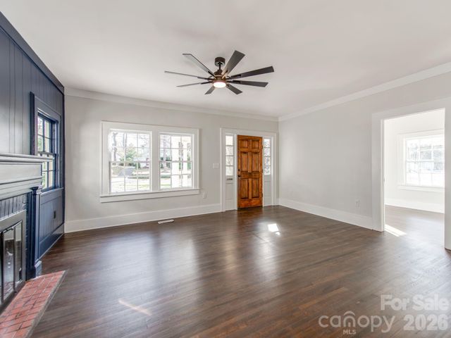 518 5th Avenue, Gastonia, NC 28052