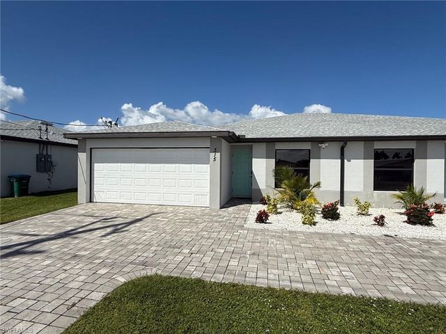 313 SW 47th TER, Cape Coral, FL 33914
