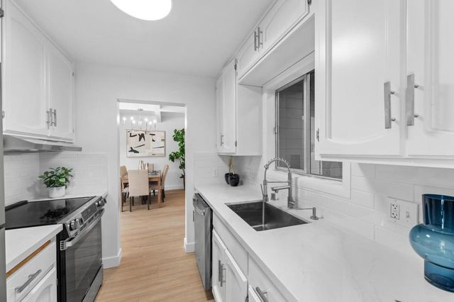 80 Watkins Avenue, Atherton, CA 94027