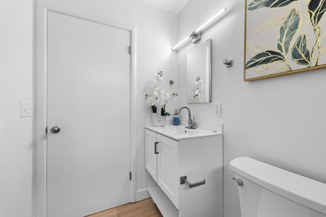 80 Watkins Avenue, Atherton, CA 94027