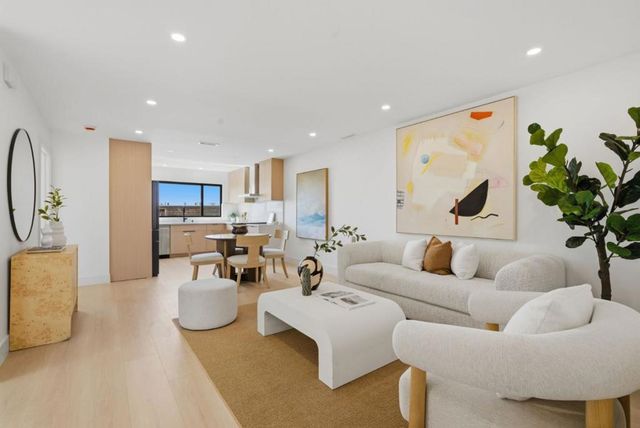 2107 39th Avenue, San Francisco, CA 94116