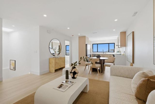 2107 39th Avenue, San Francisco, CA 94116