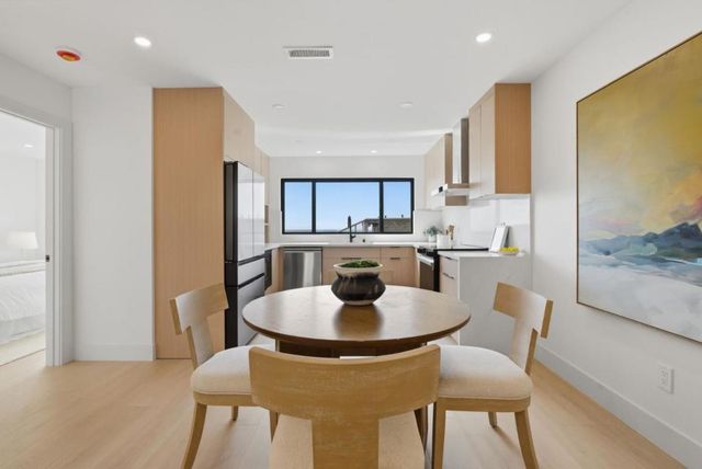 2107 39th Avenue, San Francisco, CA 94116