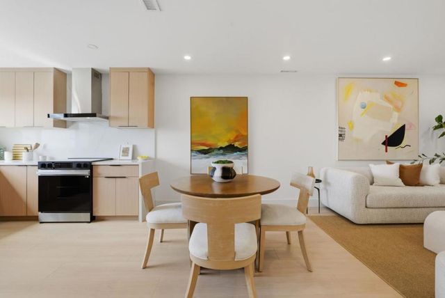 2107 39th Avenue, San Francisco, CA 94116