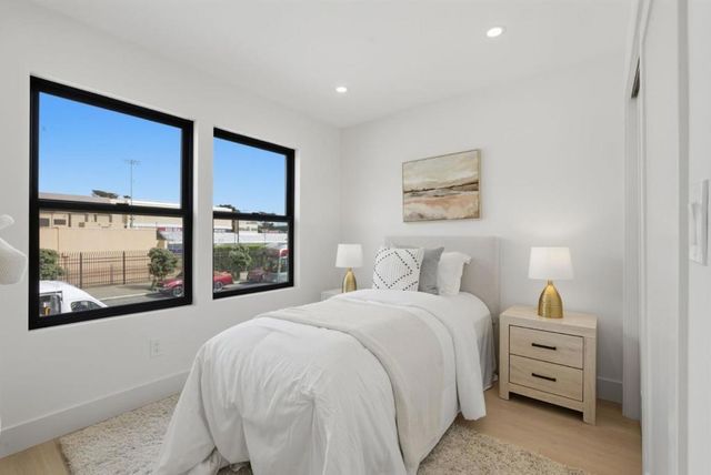 2107 39th Avenue, San Francisco, CA 94116