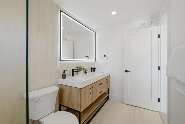 2107 39th Avenue, San Francisco, CA 94116