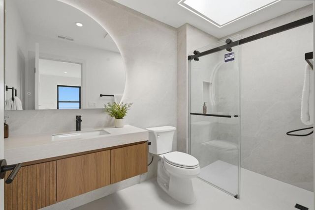 2107 39th Avenue, San Francisco, CA 94116