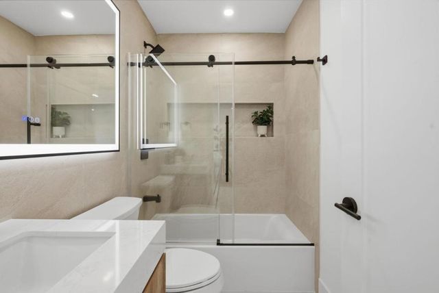 2107 39th Avenue, San Francisco, CA 94116