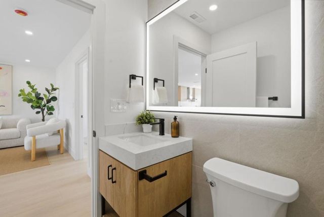 2107 39th Avenue, San Francisco, CA 94116