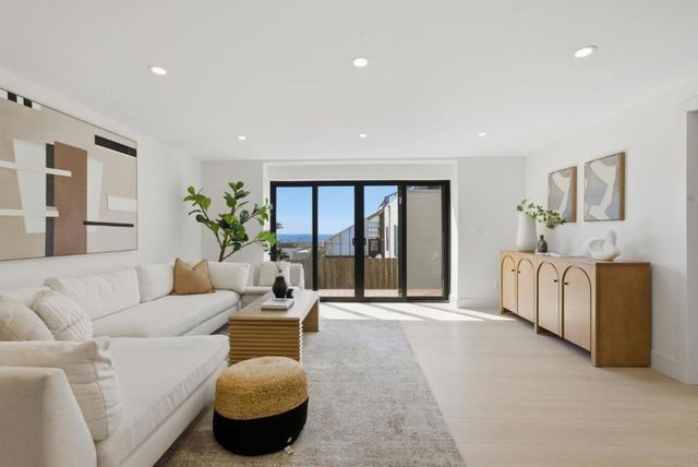 2107 39th Avenue, San Francisco, CA 94116