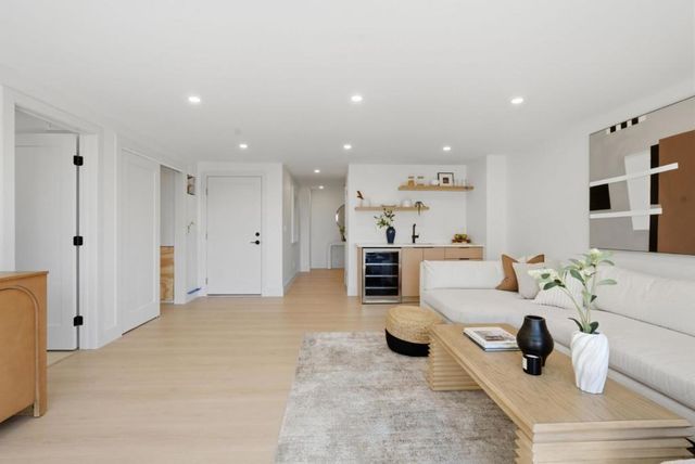 2107 39th Avenue, San Francisco, CA 94116