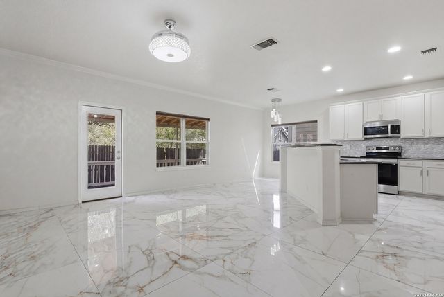 13103 Brook Arbor, San Antonio, TX 78232