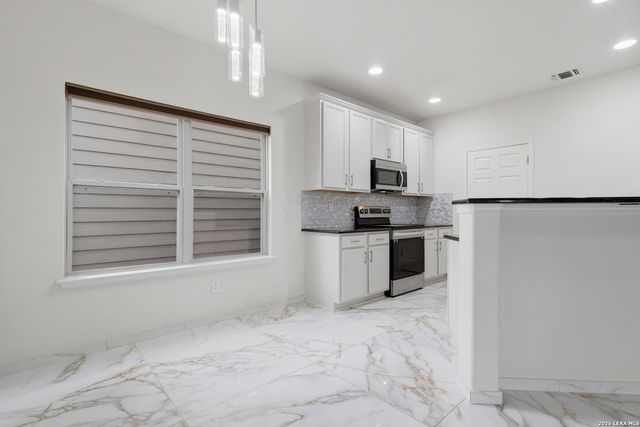 13103 Brook Arbor, San Antonio, TX 78232