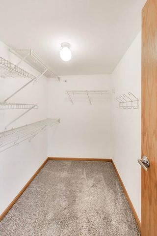 9750 Koch Court 2F, Orland Park, IL 60467