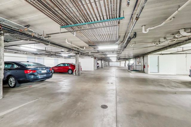 9750 Koch Court 2F, Orland Park, IL 60467