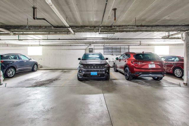 9750 Koch Court 2F, Orland Park, IL 60467