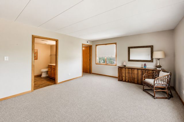 9750 Koch Court 2F, Orland Park, IL 60467