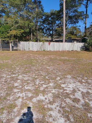 2202 SW Azalea Drive SW, Supply, NC 28462