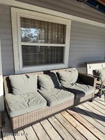 2202 SW Azalea Drive SW, Supply, NC 28462