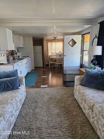 2202 SW Azalea Drive SW, Supply, NC 28462